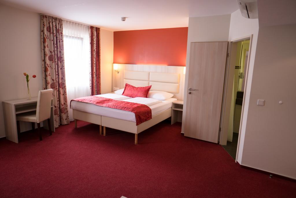 Hotel Roedelheimer Hof - Am Wasserturm Frankfurt nad Menem Pokój zdjęcie