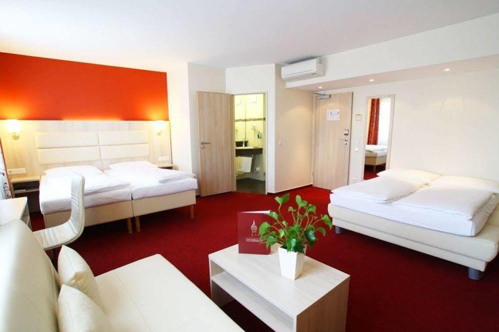 Hotel Roedelheimer Hof - Am Wasserturm Frankfurt nad Menem Zewnętrze zdjęcie
