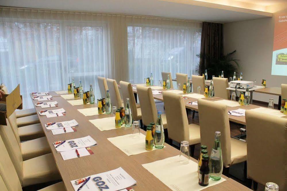 Hotel Roedelheimer Hof - Am Wasserturm Frankfurt nad Menem Zewnętrze zdjęcie